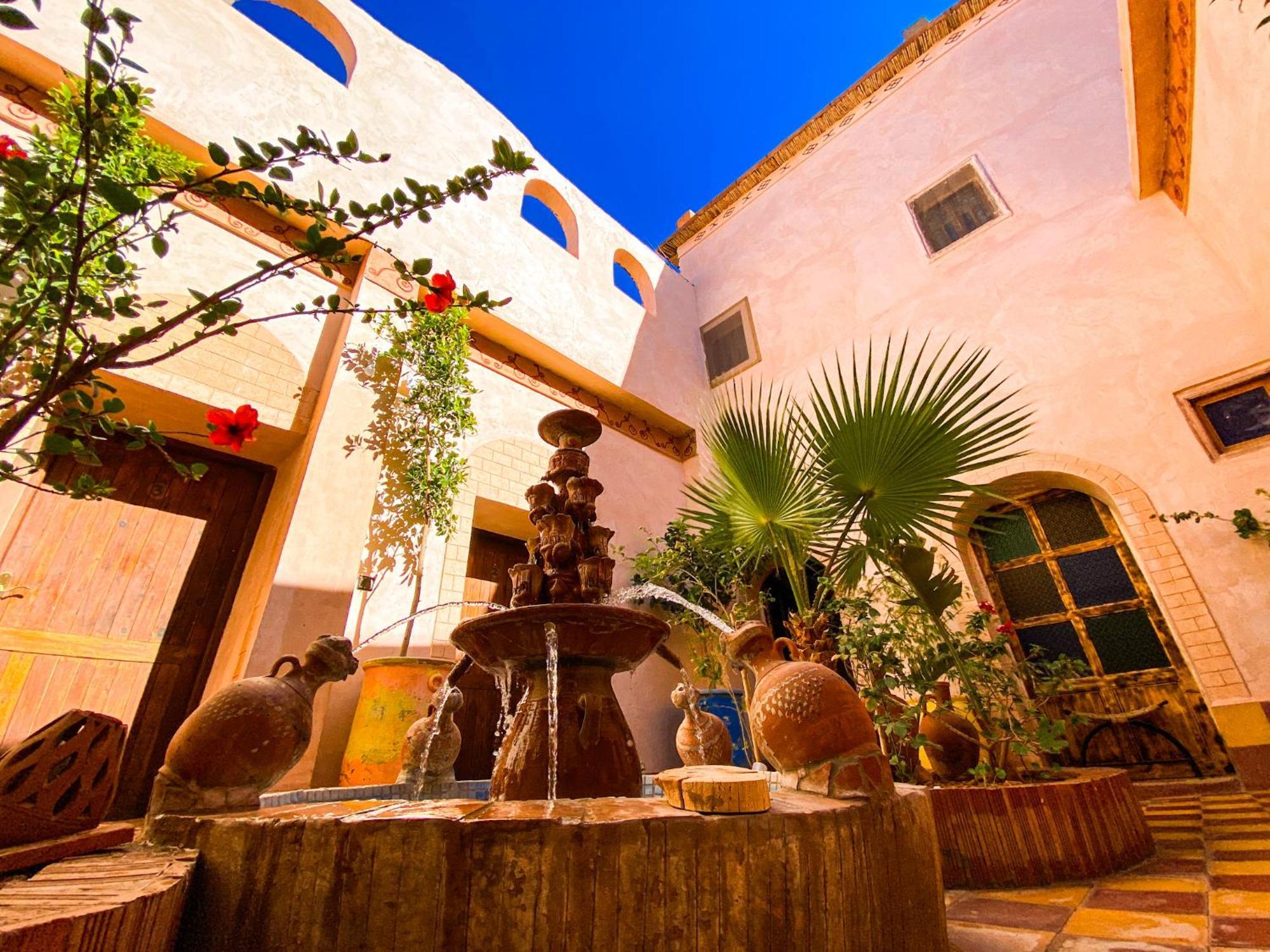 Ayouze Auberge Ait Benhaddou Exterior foto