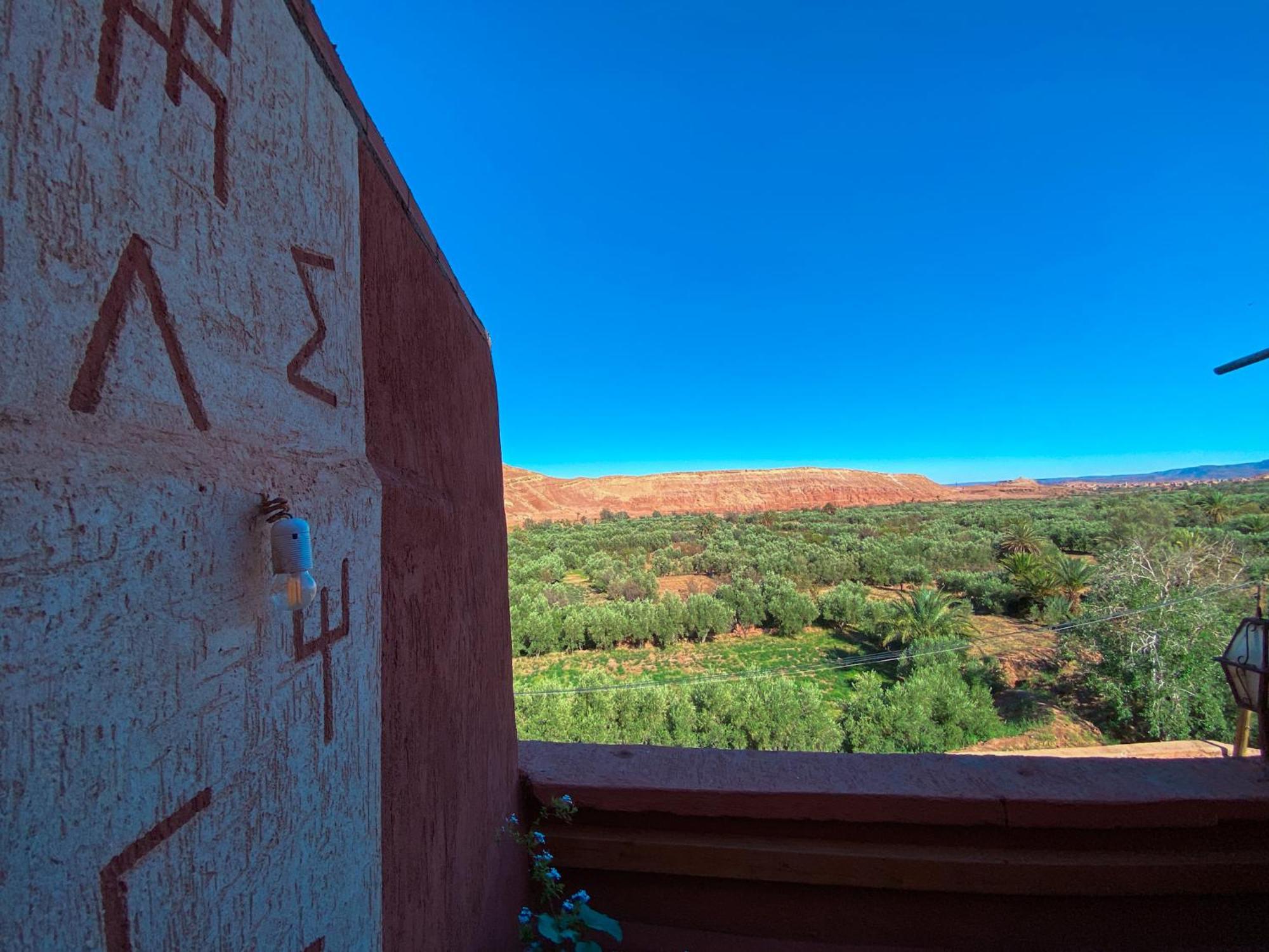Ayouze Auberge Ait Benhaddou Exterior foto